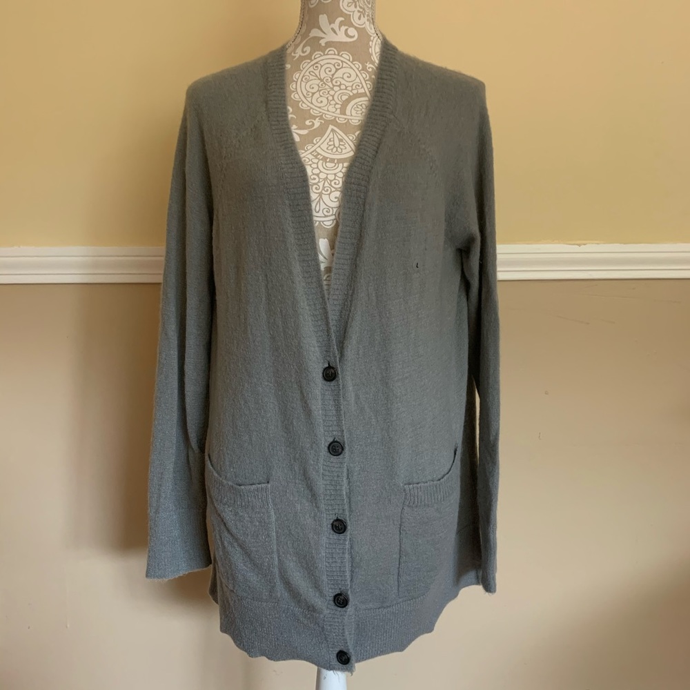 AEO American Eagle Super Soft Gray Oversized Button Cardigan Fuzzy Large